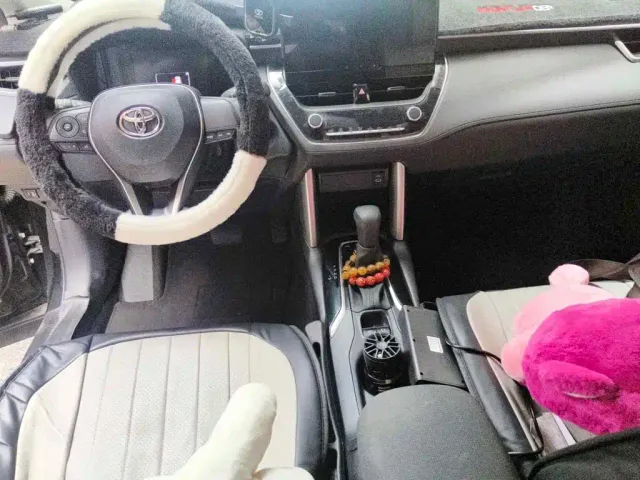 Toyota Frontlander — Фото автомобиля 10