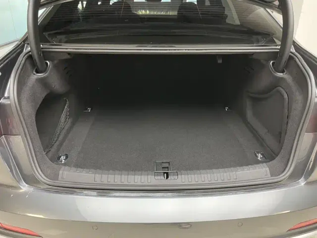 Audi A6L — Фото автомобиля 26