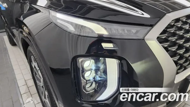 Hyundai Palisade Palisade Дизель 2.2 4WD — Фото автомобиля 20