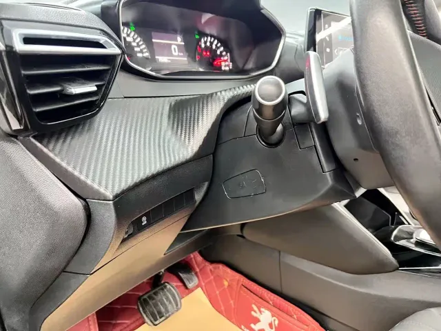 Peugeot 2008 — Фото автомобиля 15