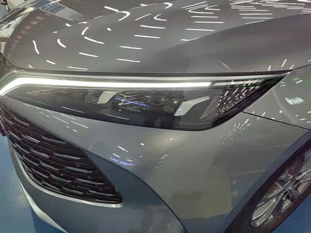 BYD Qin L — Фото автомобиля 23
