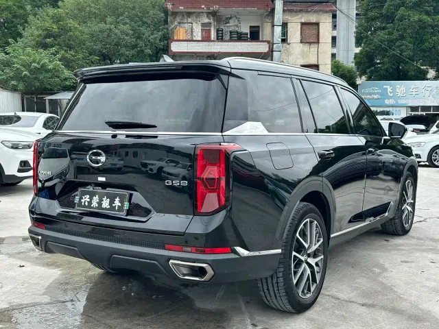 GAC Trumpchi GS8 — Фото автомобиля 4