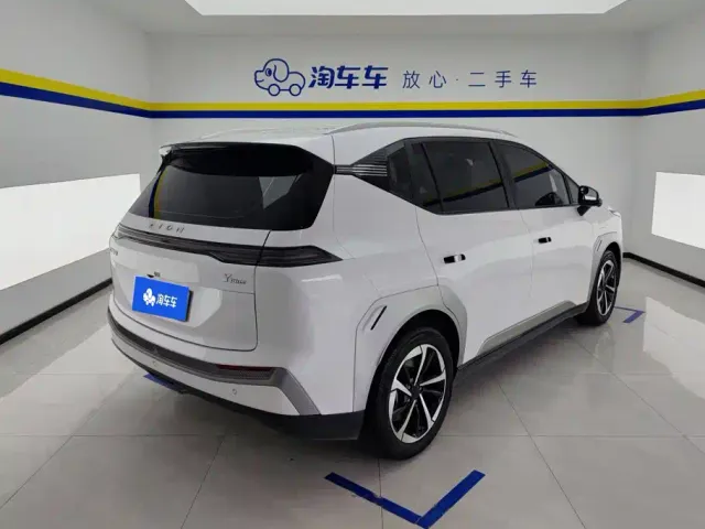 GAC Aion Y — Фото автомобиля 3