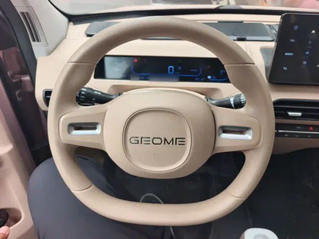 Geely Panda — Фото автомобиля 6