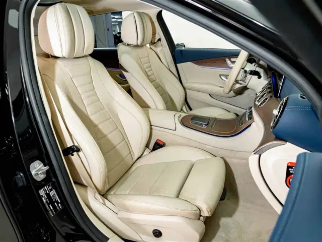 Mercedes-Benz E-Class — Фото автомобиля 19