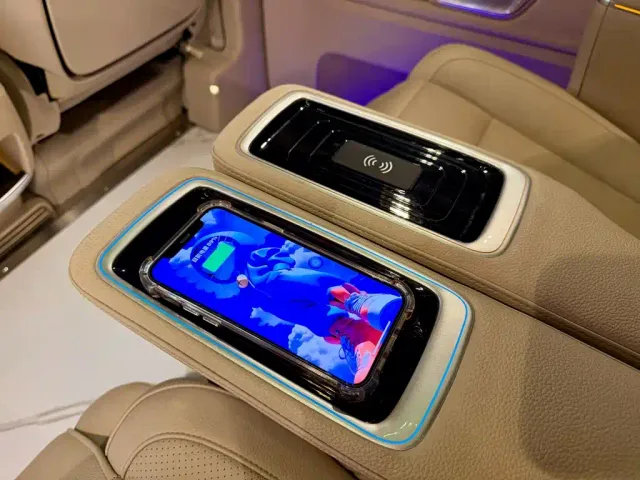 Mercedes-Benz V-Class — Фото автомобиля 12