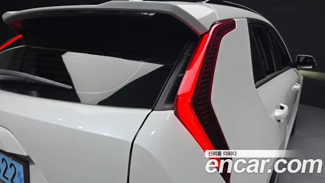 Kia Niro Niro (New) — Фото автомобиля 8