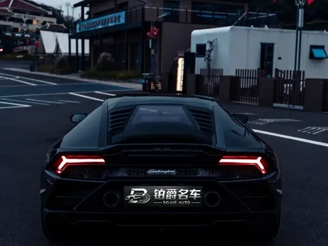 Lamborghini Huracan — Фото автомобиля 5