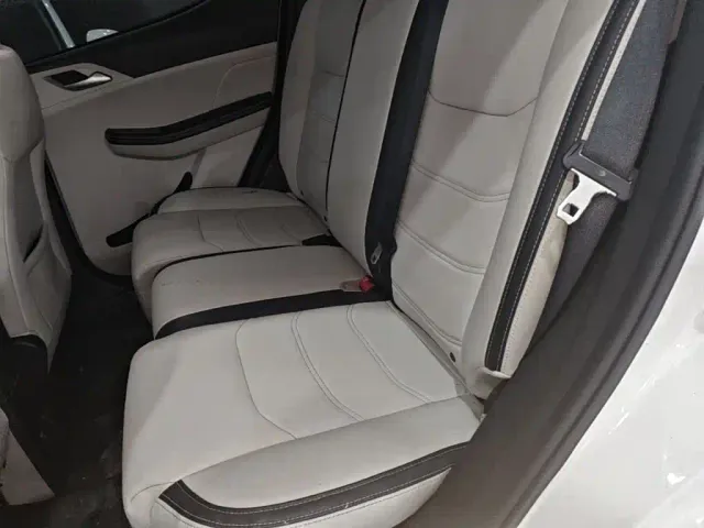 BYD Yuan Pro — Фото автомобиля 16