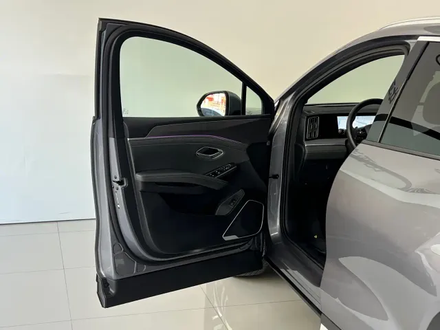 BYD Song L DM-i — Фото автомобиля 14