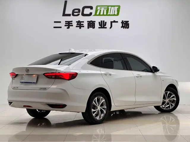 Buick Verano — Фото автомобиля 3