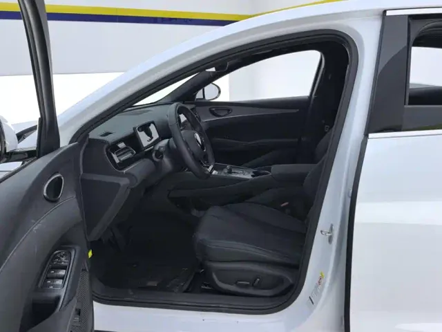 BYD Seal 06 — Фото автомобиля 9