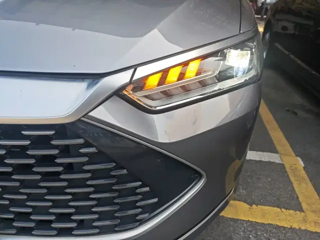 BYD Qin PLUS — Фото автомобиля 23