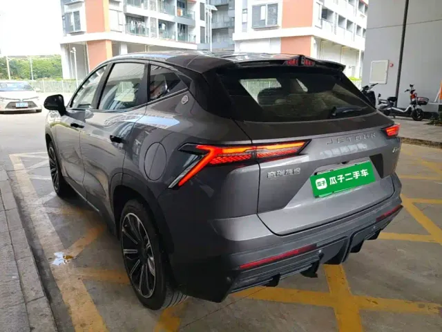 Jetour Jetour Dasheng i-DM 2022 1.5T DHT Lightning 01 — Фото автомобиля 4