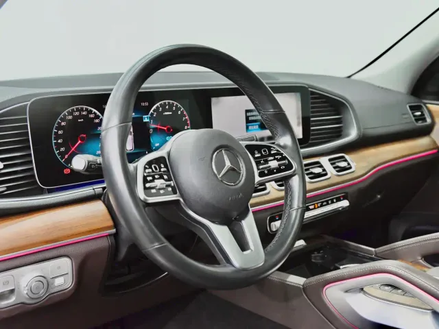 Mercedes-Benz GLE-Class — Фото автомобиля 16