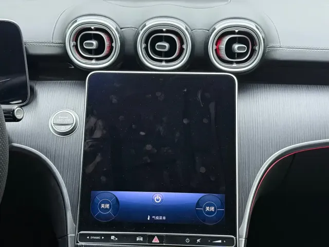 Mercedes-Benz C-Class — Фото автомобиля 12