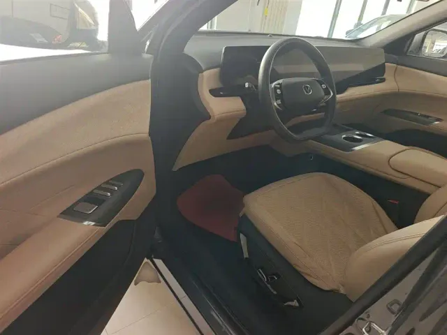 Changan CS75 Plus — Фото автомобиля 11