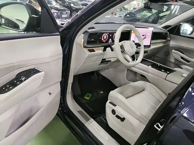 Volkswagen Teramont — Фото автомобиля 15
