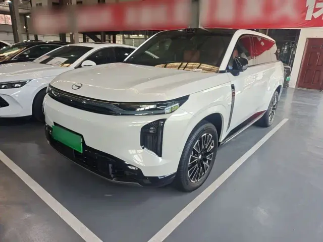 Фотография автомобиля — GAC Trumpchi Xiangwang S7