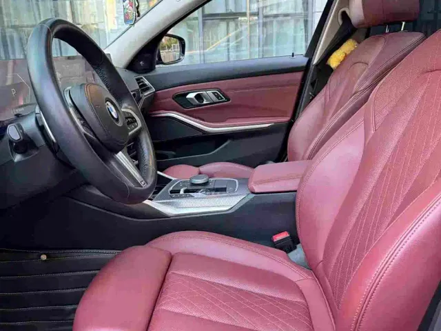 BMW 3 Series — Фото автомобиля 9