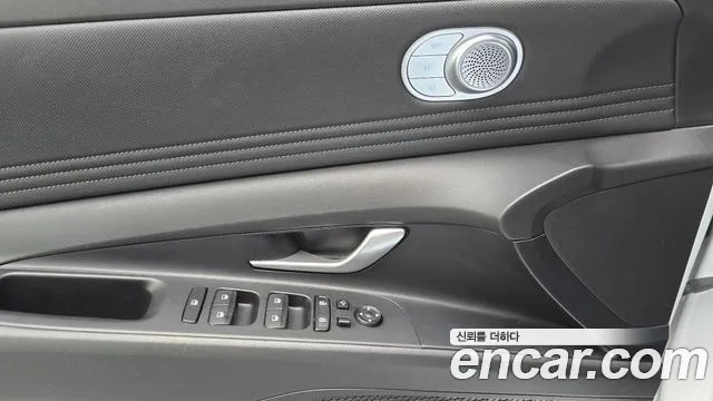 Hyundai AVANTE Avante (CN7) — Фото автомобиля 11