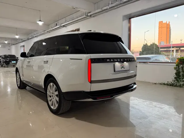 Land Rover Range Rover — Фото автомобиля 6