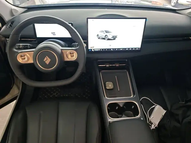 Baojun Yunhai — Фото автомобиля 9