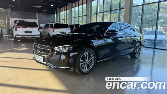 Фотография автомобиля — Mercedes-Benz E-Class W213