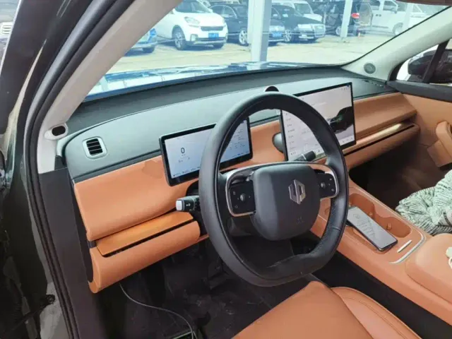 Leapmotor C10 — Фото автомобиля 9