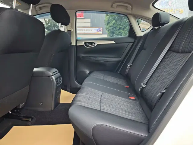Nissan Sylphy — Фото автомобиля 5