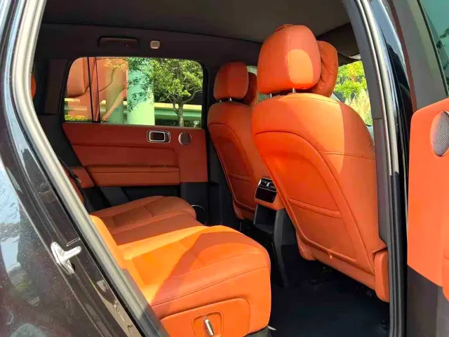 Li Auto L6 — Фото автомобиля 7