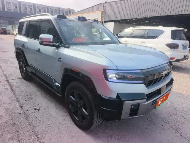 BYD FangChengBao Leopard 8 — Фото автомобиля 2