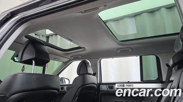 Hyundai Santa Fe MX5 — Фото автомобиля 15