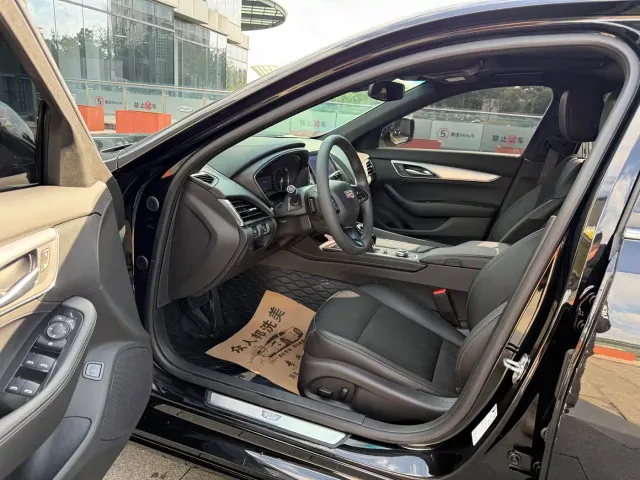 Cadillac CT5 — Фото автомобиля 4