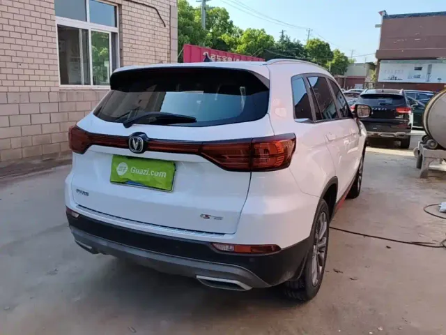 Changan CS75 — Фото автомобиля 4