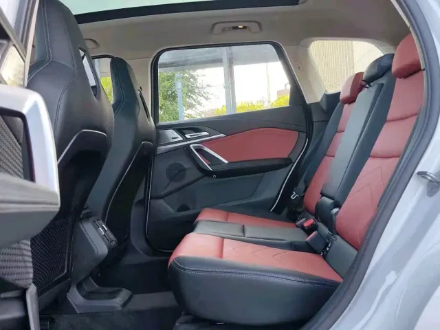 BMW X1 — Фото автомобиля 12