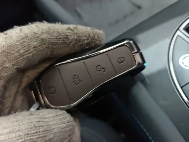 BYD Seal 06 GT — Фото автомобиля 8