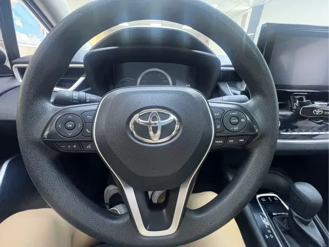 Toyota Corolla — Фото автомобиля 10