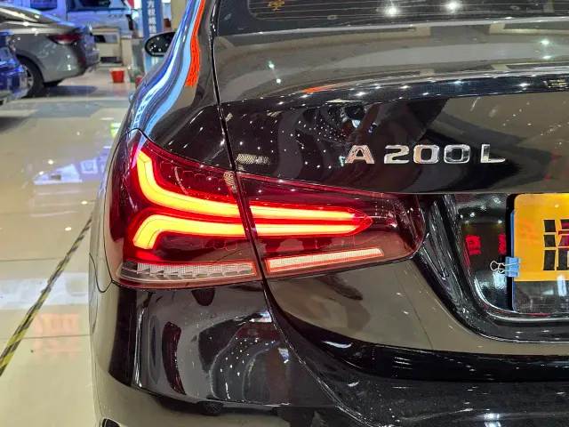 Mercedes-Benz A-Class — Фото автомобиля 12