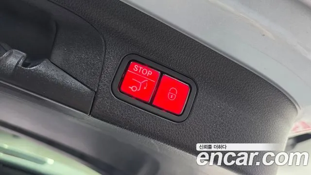 Mercedes-Benz GLE-Class — Фото автомобиля 16