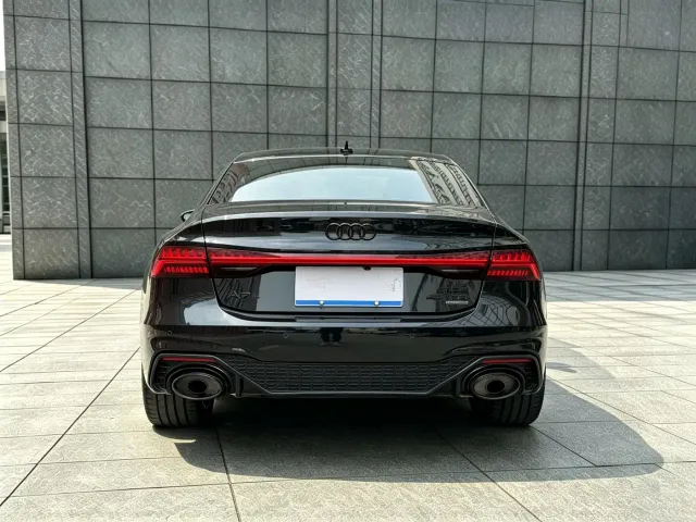 Audi Audi A7L 2022 45 TFSI quattro S-line Black Warrior Edition — Фото автомобиля 18