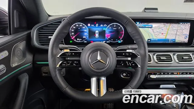 Mercedes-Benz GLE-Class — Фото автомобиля 19