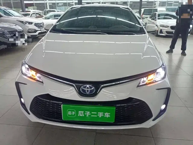 Toyota Corolla — Фото автомобиля 2