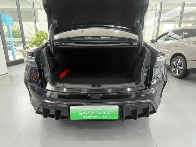 BYD Seal — Фото автомобиля 16