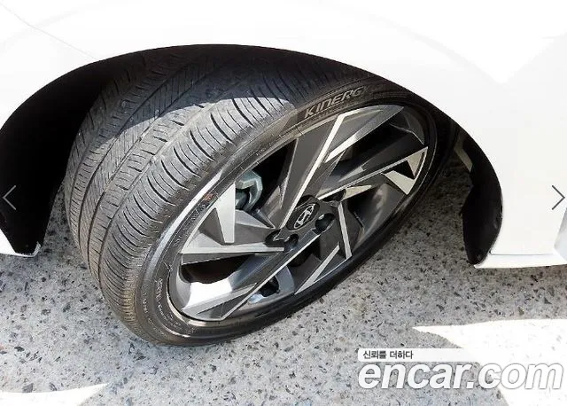 Hyundai Avante CN7 — Фото автомобиля 20