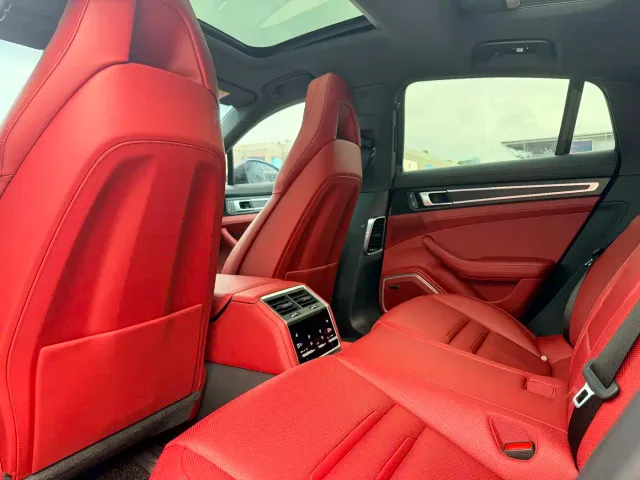 Porsche Panamera — Фото автомобиля 15