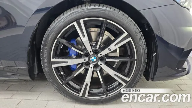 BMW 5 Series — Фото автомобиля 6