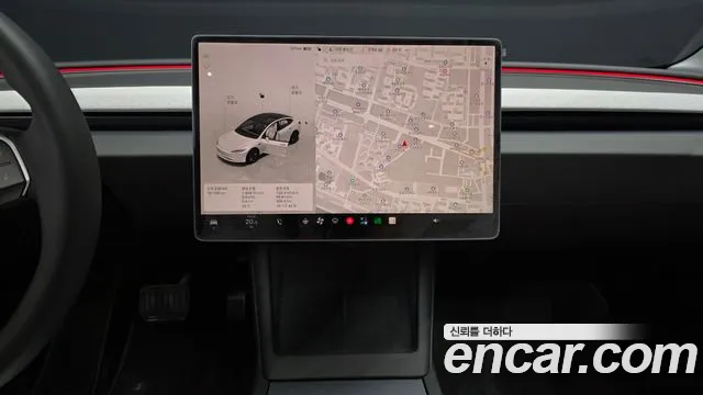 Tesla Model 3 — Фото автомобиля 20