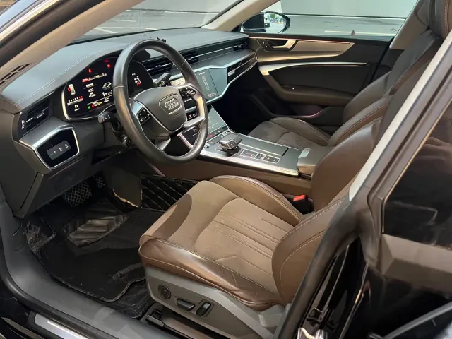 Audi A7L — Фото автомобиля 4
