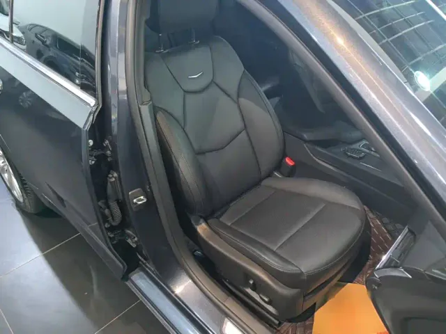 Cadillac CT5 — Фото автомобиля 24